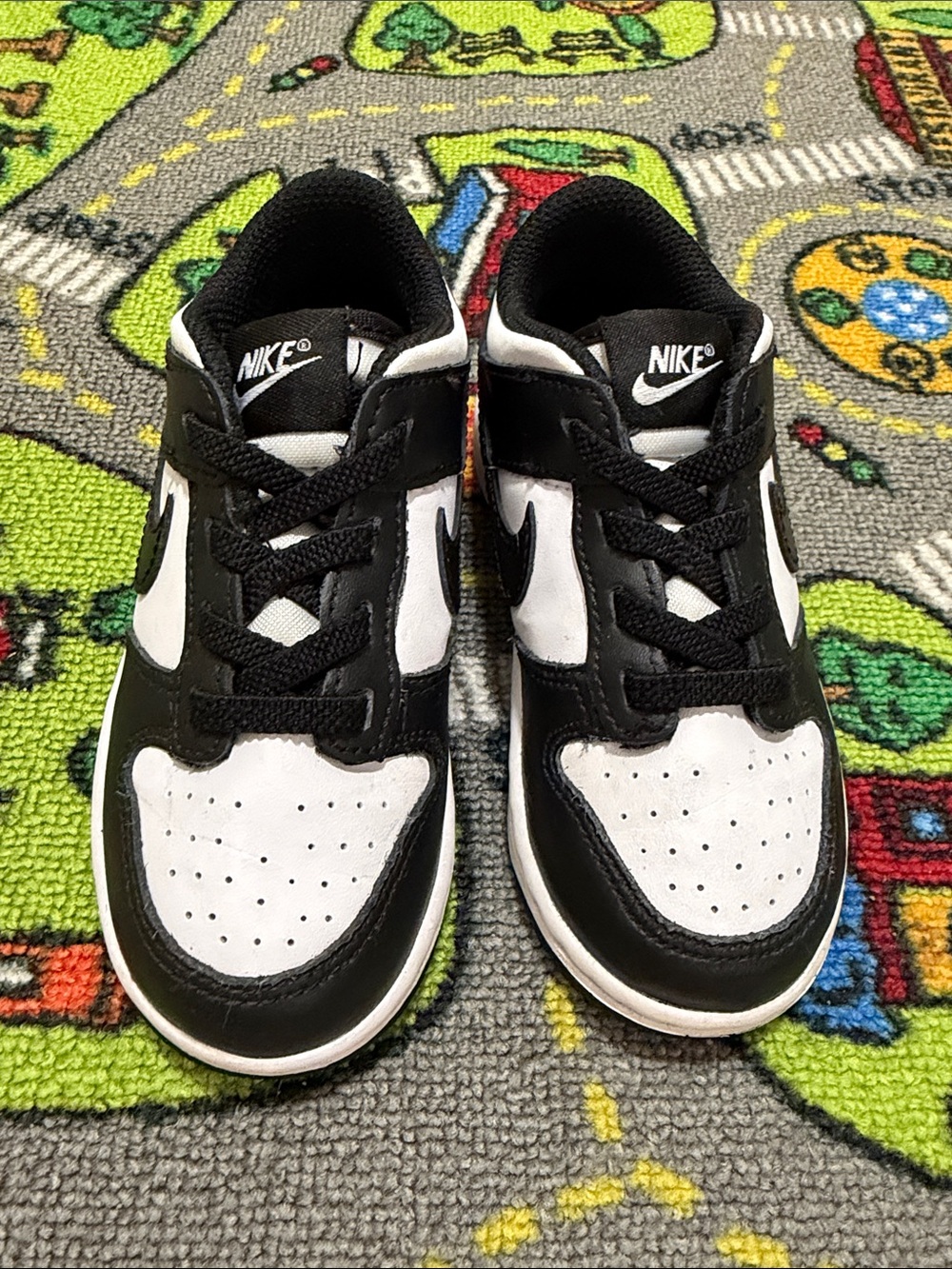 Nike Kids Black and White Low-Top Sneakers